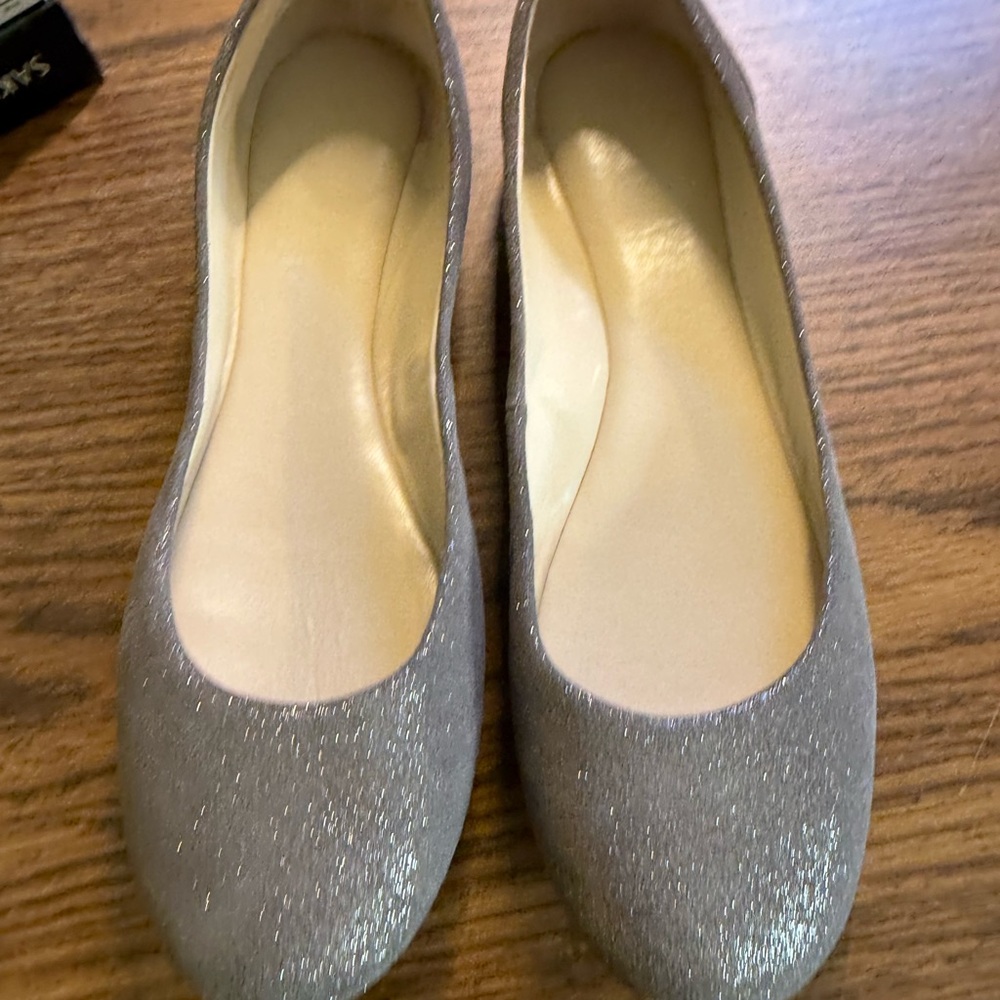 Elegant Silver Glitter Flats